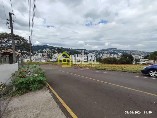 Casa 1 quarto e 1 banheiro, à venda, no bairro Vista Alegre em Concórdia