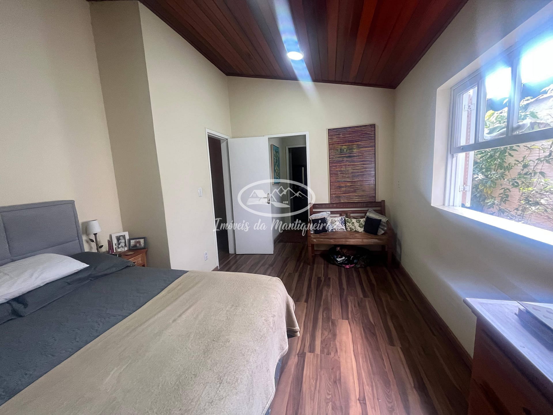 Casa à venda com 3 quartos, 188m² - Foto 10