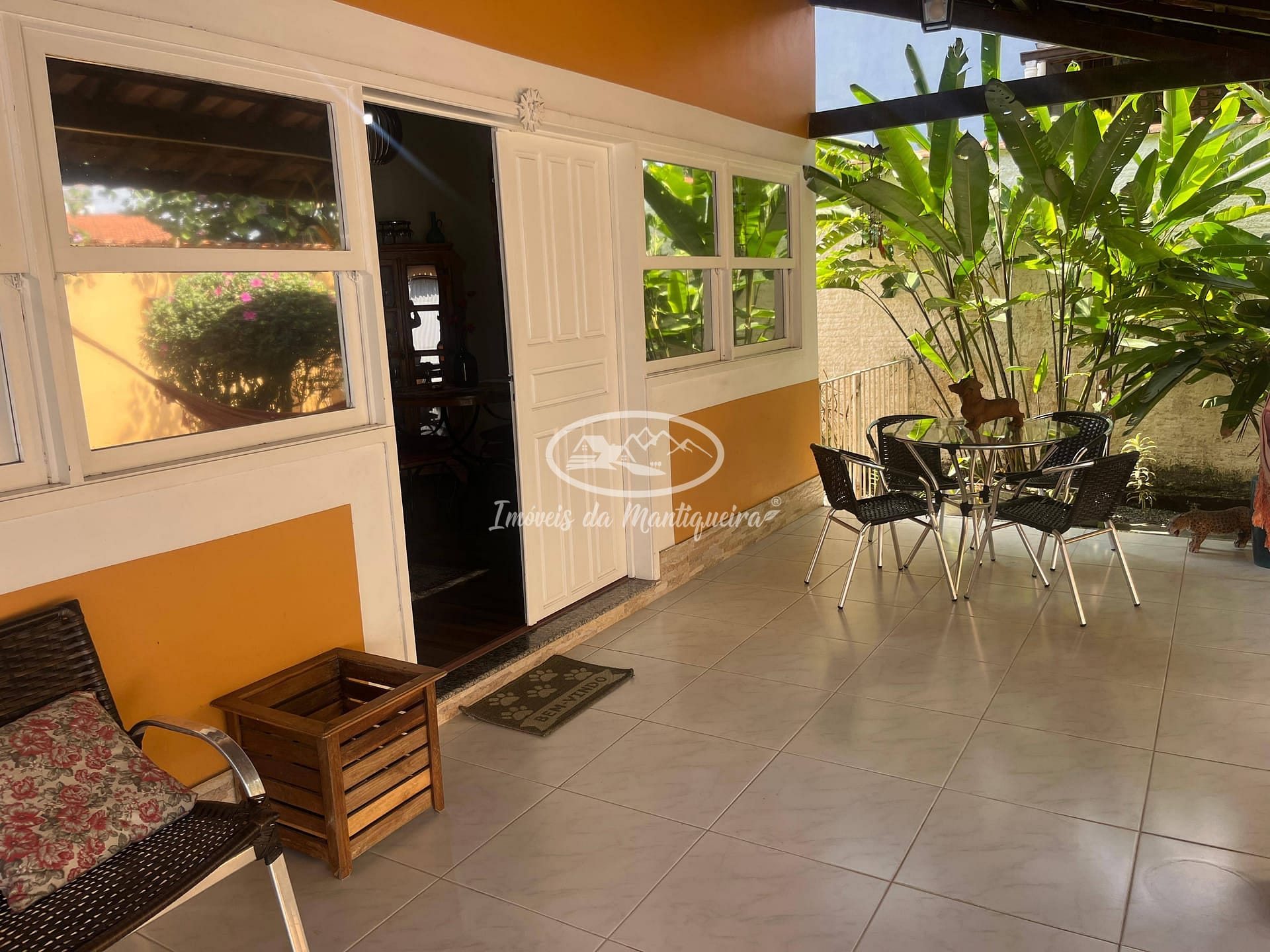 Casa à venda com 3 quartos, 188m² - Foto 3