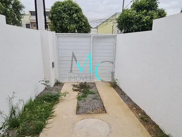 Casa 2 quartos e 1 banheiro, à venda, no bairro Campo Grande em Rio de Janeiro