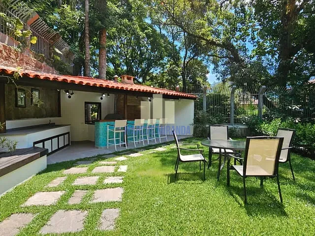 Casa com 960m² 4 quartos e 8 banheiros, à venda, no bairro Itanhangá em Rio de Janeiro