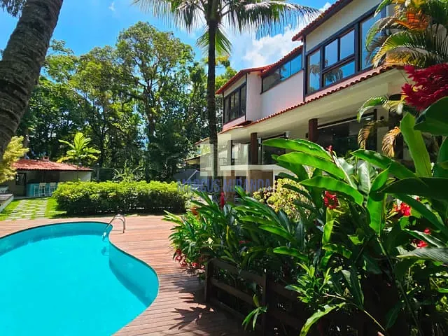 Casa com 960m² 4 quartos e 8 banheiros, à venda, no bairro Itanhangá em Rio de Janeiro