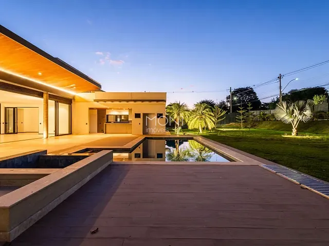 Casa 5 quartos e 8 banheiros, à venda, no bairro Setor de Habitações Individuais Norte em Brasília