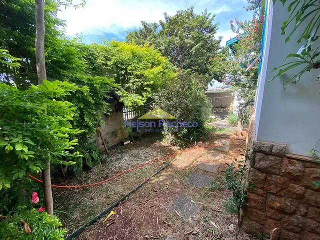Casa com 698m² 4 quartos e 3 banheiros, à venda, no bairro Centro em Capivari