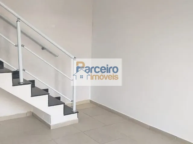 Casa 2 quartos e 2 banheiros, à venda, no bairro Jardim Eliane em São Paulo