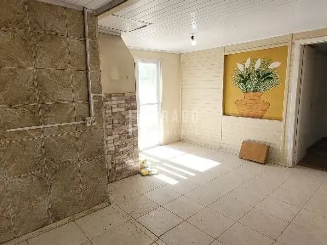 Casa com 360m² 4 quartos e 2 banheiros, à venda, no bairro Laranjal em Pelotas
