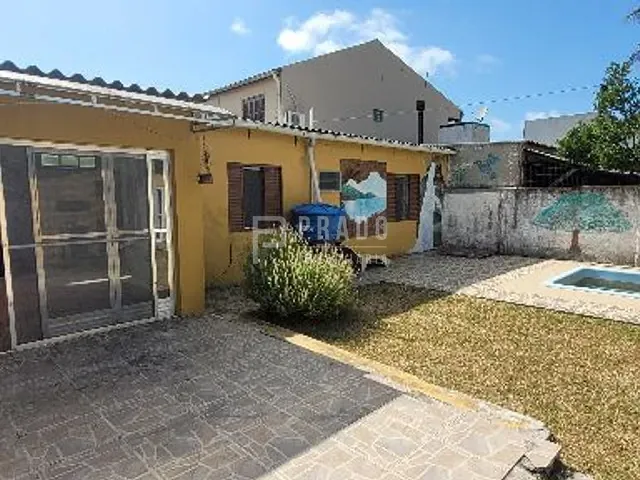 Casa com 360m² 4 quartos e 2 banheiros, à venda, no bairro Laranjal em Pelotas