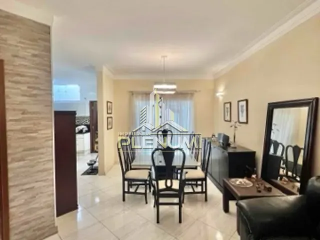 Casa com 305m² 4 quartos e 3 banheiros, à venda, no bairro 1 em Rio Claro