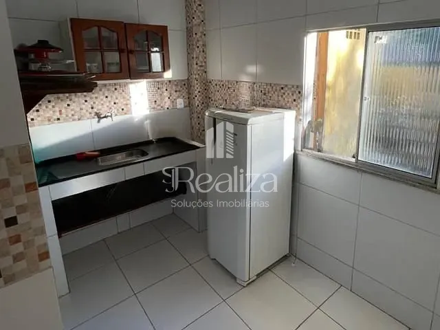 Casa 4 quartos e 3 banheiros, à venda, no bairro Olivença em Ilhéus