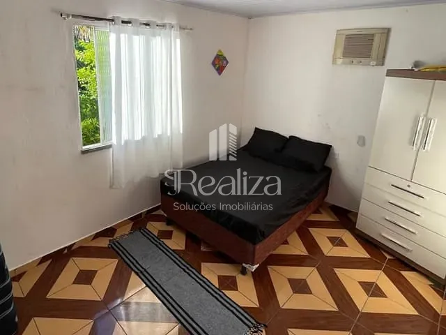 Casa 4 quartos e 3 banheiros, à venda, no bairro Olivença em Ilhéus