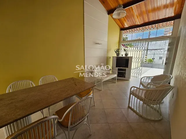 Casa com 250m² 3 quartos e 2 banheiros, à venda, no bairro São Brás em Belém