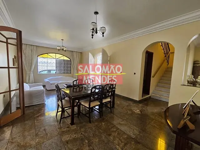 Casa com 250m² 3 quartos e 2 banheiros, à venda, no bairro São Brás em Belém