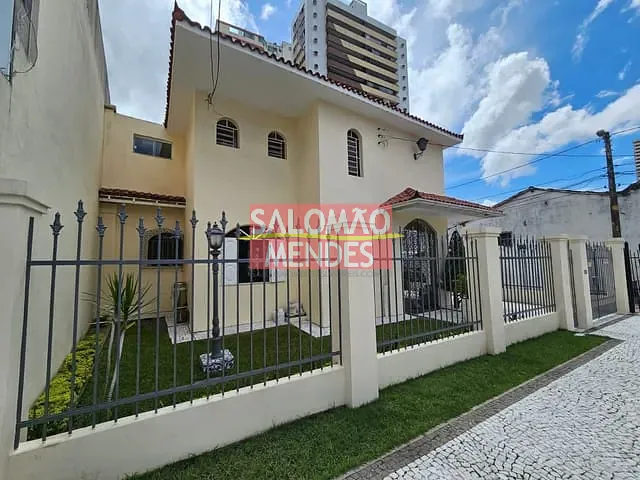 Casa com 250m² 3 quartos e 2 banheiros, à venda, no bairro São Brás em Belém