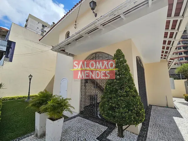 Casa com 250m² 3 quartos e 2 banheiros, à venda, no bairro São Brás em Belém