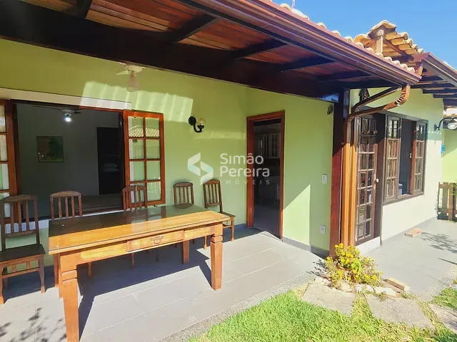 Casa com 1605m² 2 quartos e 3 banheiros, à venda, no bairro Peró em Cabo Frio