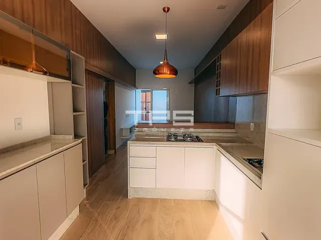 Casa 2 quartos e 1 banheiro, à venda, no bairro Vila Geny em Lorena