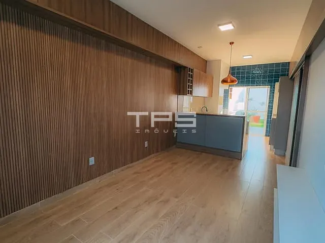 Casa 2 quartos e 1 banheiro, à venda, no bairro Vila Geny em Lorena