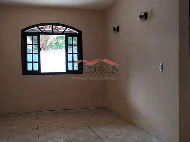 Casa com 180m² 2 quartos e 3 banheiros, à venda, no bairro Santo Agostinho em Volta Redonda