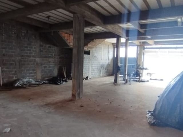 Casa com 382m², à venda, no bairro Colinas da Mantiqueira  em Cambuí