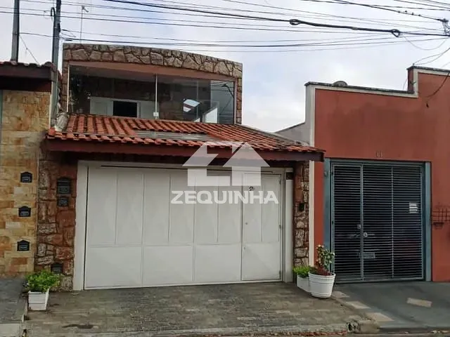 Casa com 175m² 3 quartos e 5 banheiros, à venda, no bairro Jardim Veloso em Osasco