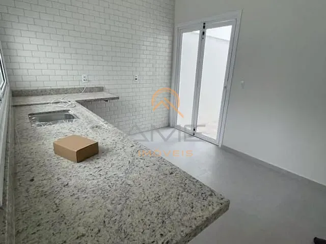 Casa com 70m² 2 quartos e 2 banheiros, à venda, no bairro Cassino em Rio Grande