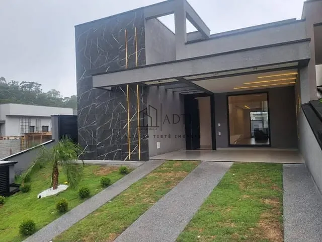 Casa com 280m² 3 quartos e 2 banheiros, à venda, no bairro Cézar de Souza em Mogi das Cruzes