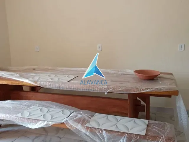 Casa com 360m² 5 quartos e 3 banheiros, à venda, no bairro Por Do Sol em Mucuri