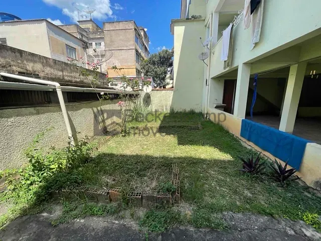 Casa 5 quartos e 2 banheiros, à venda, no bairro Jardim Amália em Volta Redonda