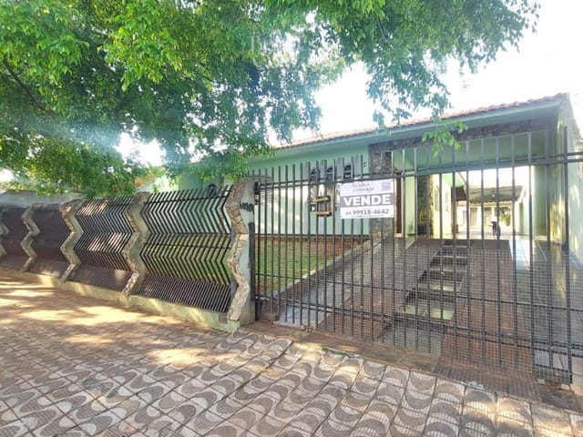 Foto do Casa - Casa à venda em Maringá, Zona 03, com 3 quartos, com 207.25 m² | Benites & Gonzaga Imóveis