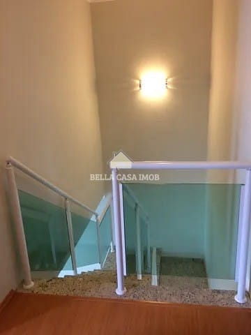 Casa à venda com 3 quartos, 210m² - Foto 12