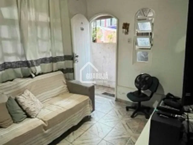 Casa 2 quartos e 1 banheiro, à venda, no bairro Morrinhos em Guarujá
