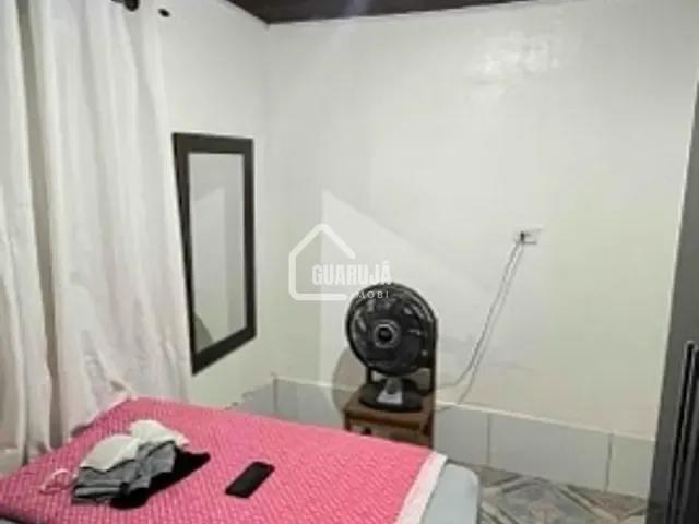 Casa 2 quartos e 1 banheiro, à venda, no bairro Morrinhos em Guarujá