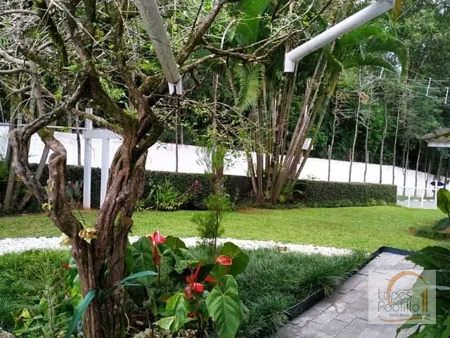Casa com 980m² 3 quartos e 2 banheiros, à venda, no bairro Condomínio Residencial Reserva Ecológica Atibaia em Atibaia