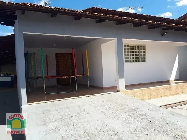 Casa com 334m² 3 quartos e 3 banheiros, à venda, no bairro Boa Vista em Anápolis