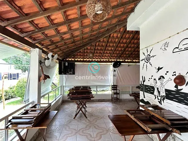 Casa com 223m² 3 quartos e 2 banheiros, à venda, no bairro Araçatiba em Maricá