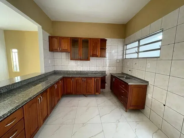 Casa com 390m² 3 quartos e 2 banheiros, à venda, no bairro Recanto das Palmeiras em Teresina