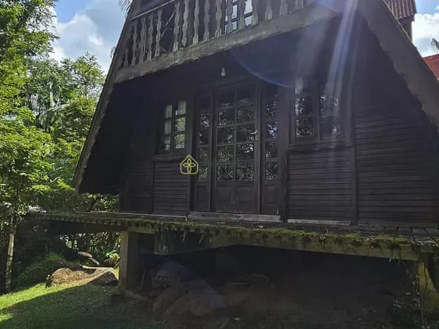 Casa 2 quartos e 2 banheiros, à venda, no bairro Penedo em Penedo