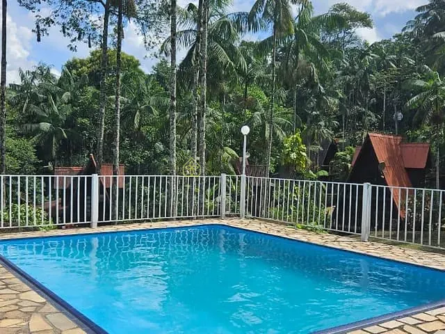 Casa 2 quartos e 2 banheiros, à venda, no bairro Penedo em Penedo