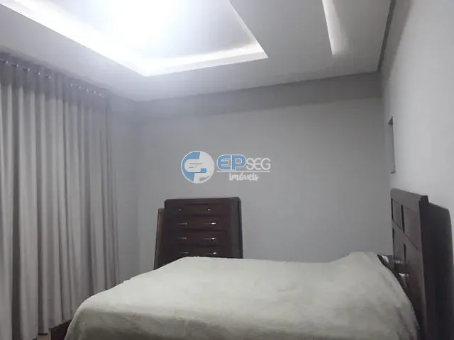 Casa com 350m² 5 quartos e 3 banheiros, à venda, no bairro Jardim Ecoville I em Cambé