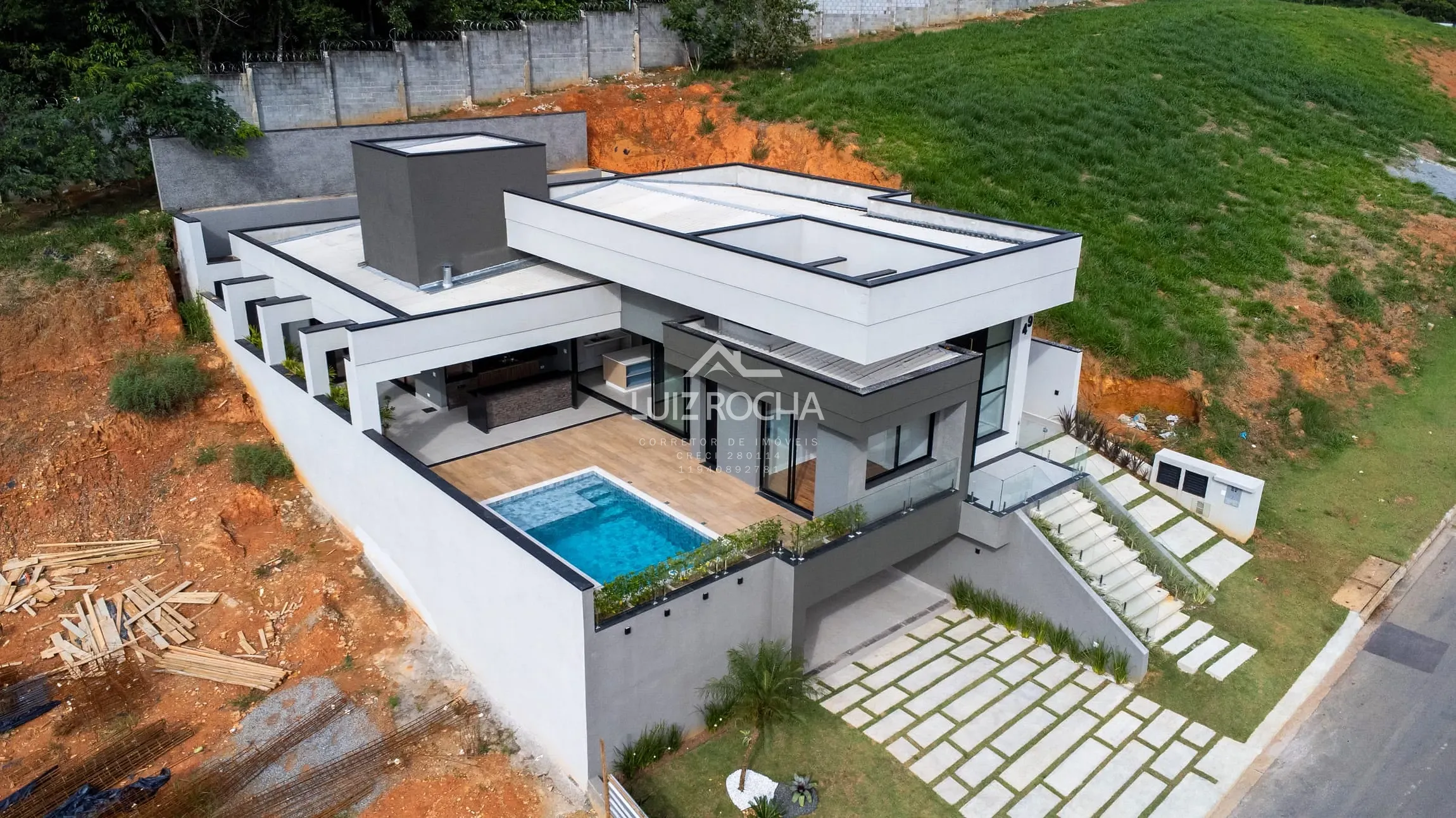 Casa, 3 quartos, 317 m² - Foto 2