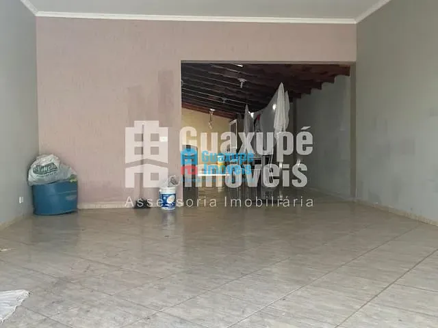 Casa com 3125m² 3 quartos e 3 banheiros, à venda, no bairro Jardim Bracildo Ricciardi em GUAXUPÉ