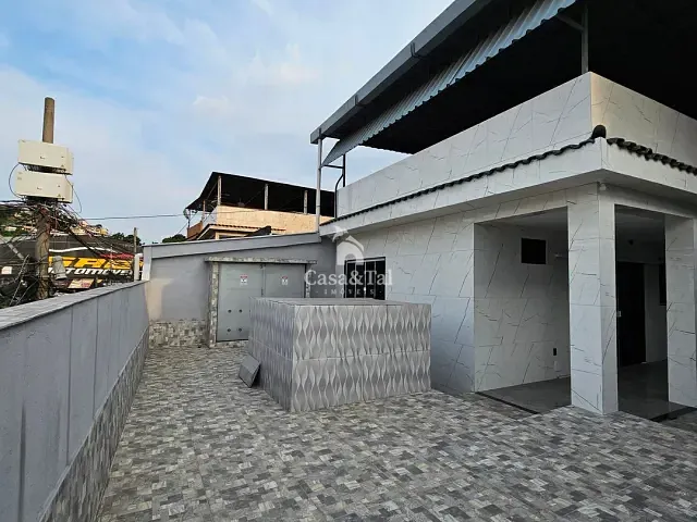 Casa 2 quartos e 3 banheiros, para alugar, no bairro Vilar dos Teles em São João de Meriti