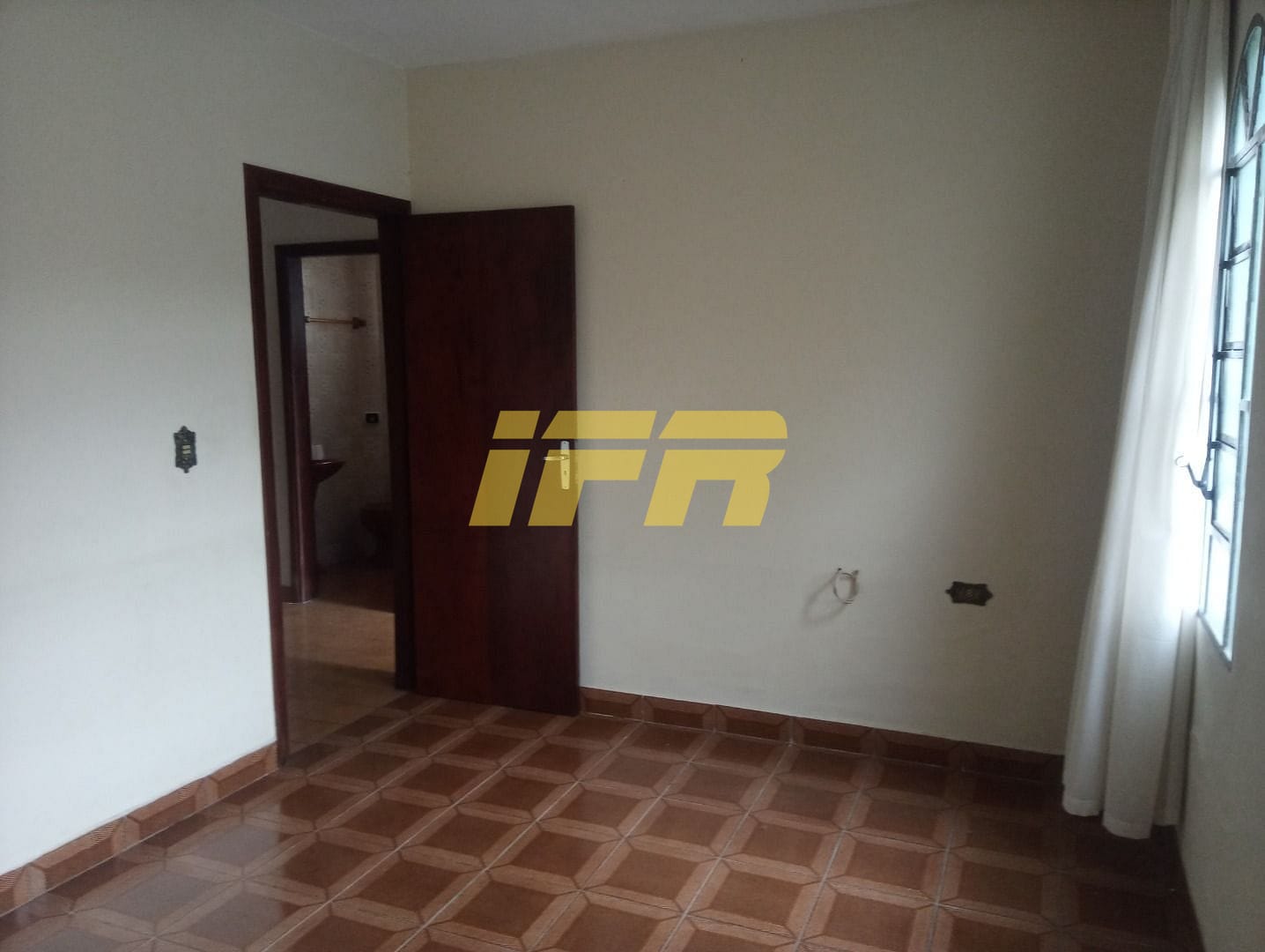 Casa, 2 quartos, 260 m² - Foto 1