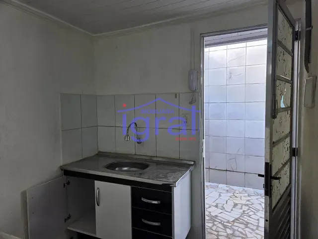 Casa 1 quarto e 1 banheiro, para alugar, no bairro Vila Guarani (Z Sul) em São Paulo