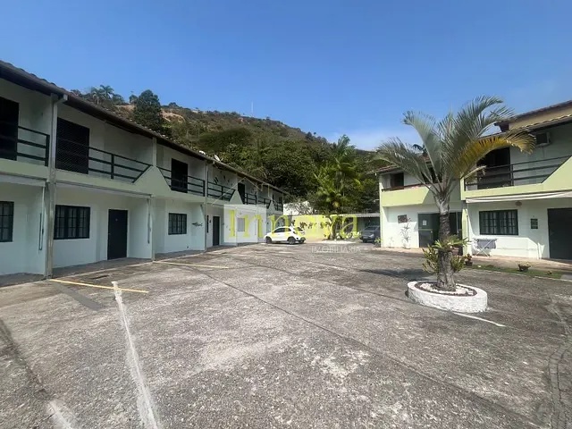 Casa com 100m² 2 quartos e 2 banheiros, à venda, no bairro Vila Atlântica em Caraguatatuba