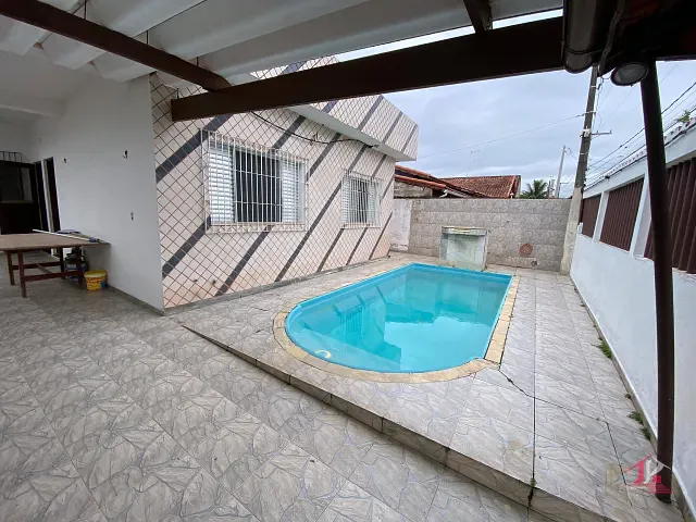 Casa 4 quartos e 4 banheiros, à venda, no bairro Gaivota (Praia) em Itanhaém