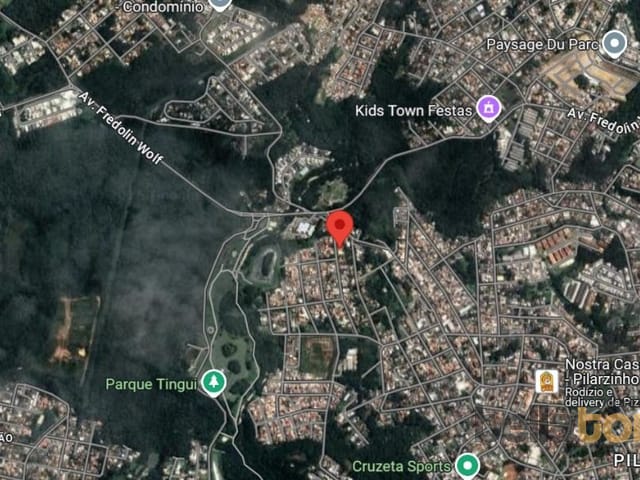 Casa com 277m² 3 quartos e 4 banheiros, à venda, no bairro Xaxim em Curitiba