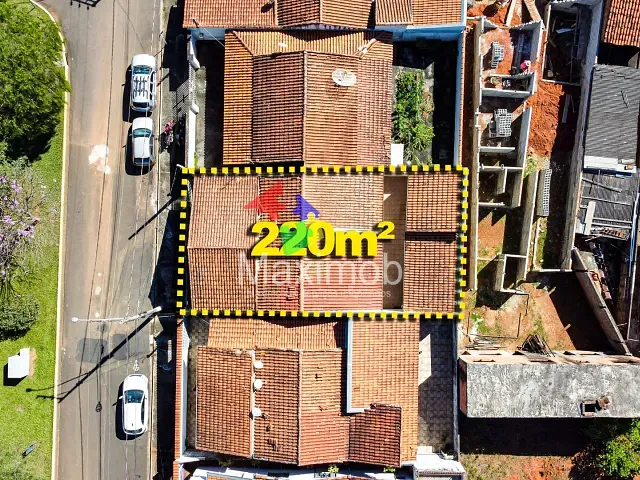 Casa com 220m² 2 quartos e 2 banheiros, à venda, no bairro Jardim Macucos em Itapira