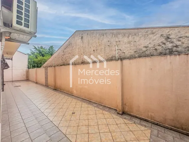 Casa com 330m² 3 quartos e 5 banheiros, à venda, no bairro Dom Bosco em Itajaí
