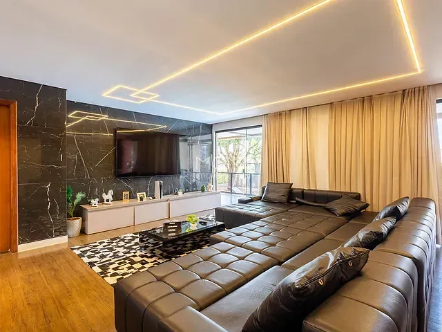 Casa 6 quartos e 8 banheiros, à venda, no bairro Setor Habitacional Arniqueira (Águas Claras) em Brasília